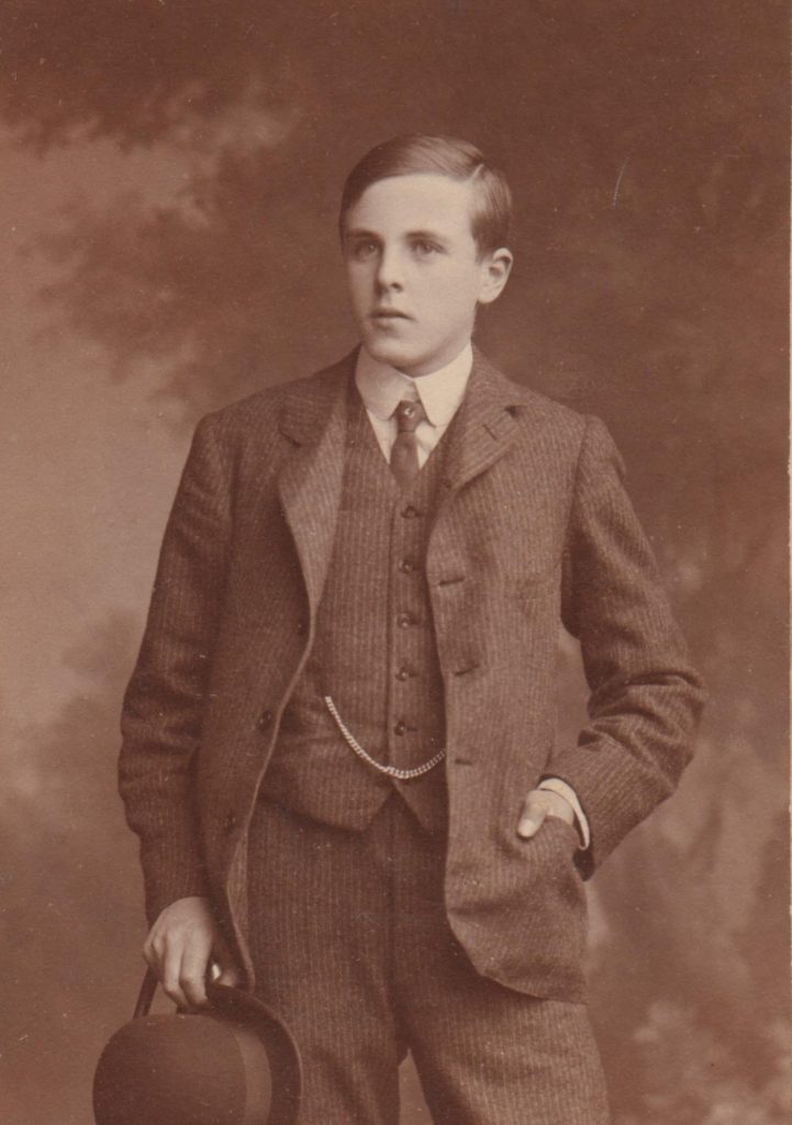 Cecil George 'Choppy' Leslie age c18 1897